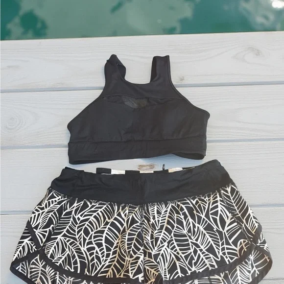 Lululemon Athletica Black and White Athletic Shorts and sport bra bundle. Athletic Shorts